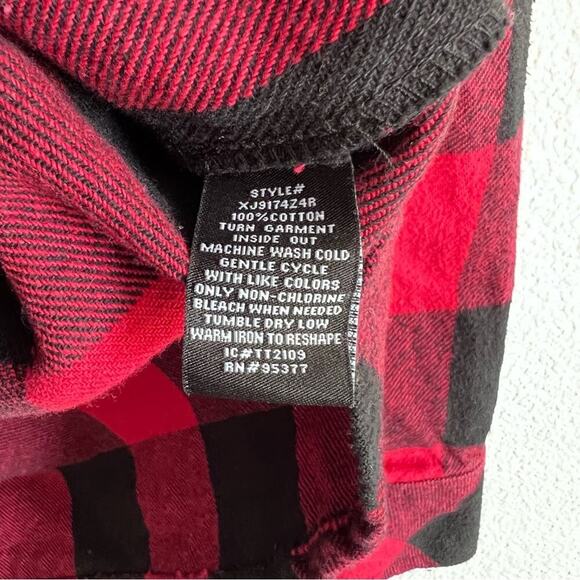 Sanctuary Shacket in Cherry Check Size Large - Picture 8 of 8